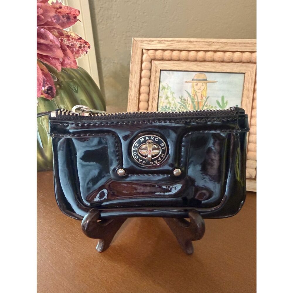 Marc Jacobs Black Patent Leather Wristlet Clutch